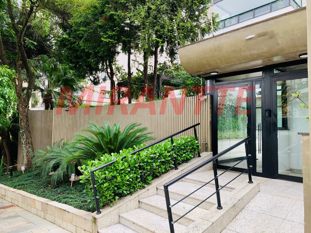 Apartamento de 240m² com 4 quartos em Santana