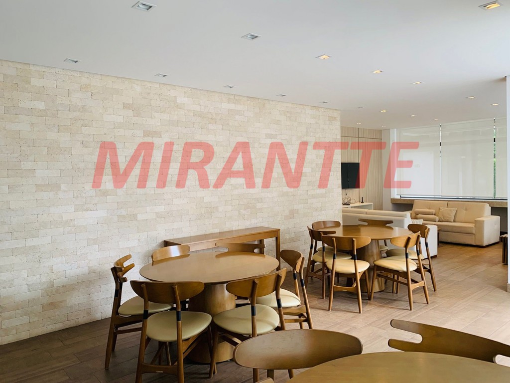 Apartamento de 240m² com 4 quartos em Santana