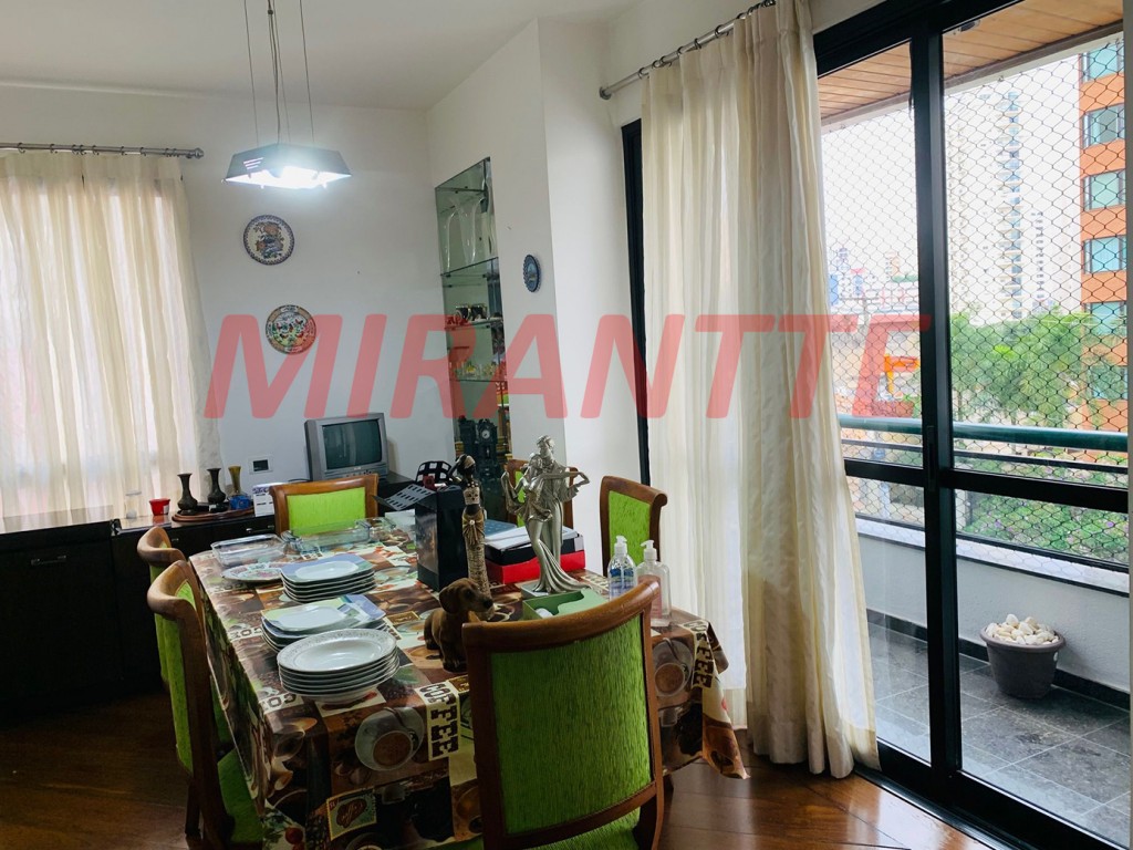 Apartamento de 240m² com 4 quartos em Santana