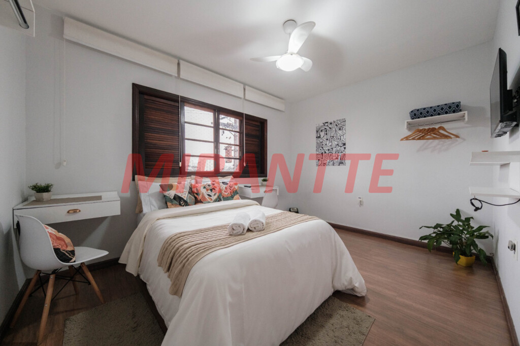 Sobrado de 325m² com 4 quartos em Parada Inglesa