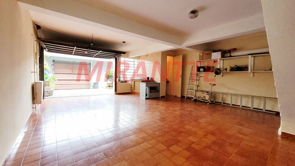 Sobrado de 325m² com 4 quartos em Parada Inglesa