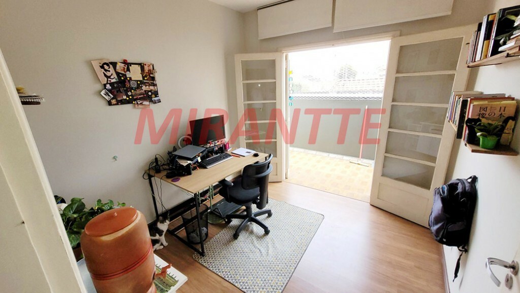 Sobrado de 325m² com 4 quartos em Parada Inglesa