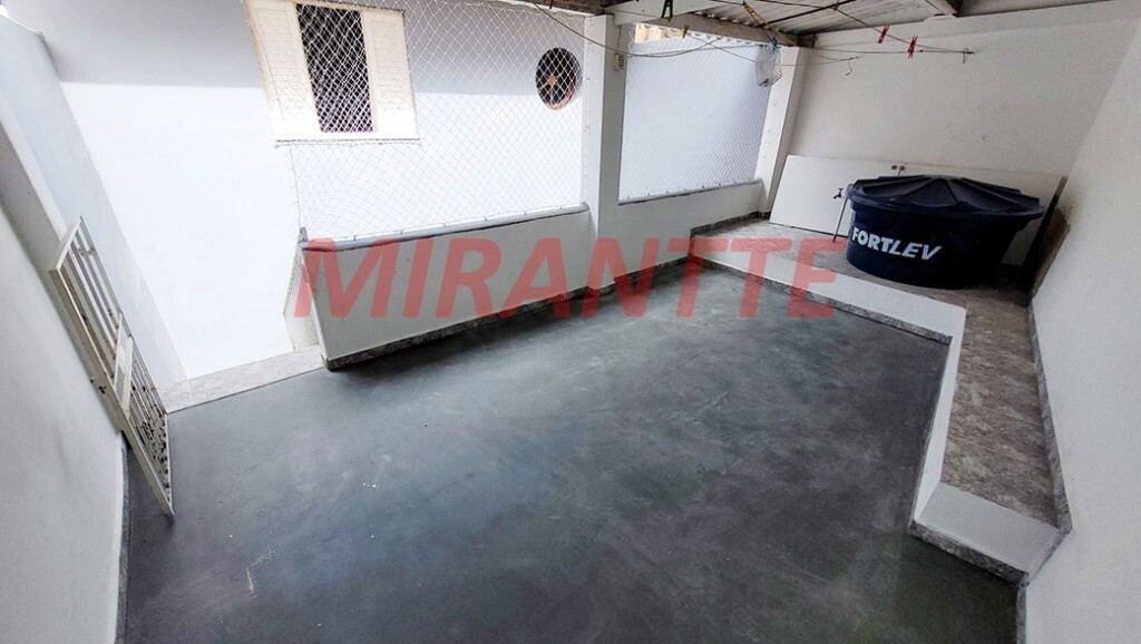 Sobrado de 325m² com 4 quartos em Parada Inglesa