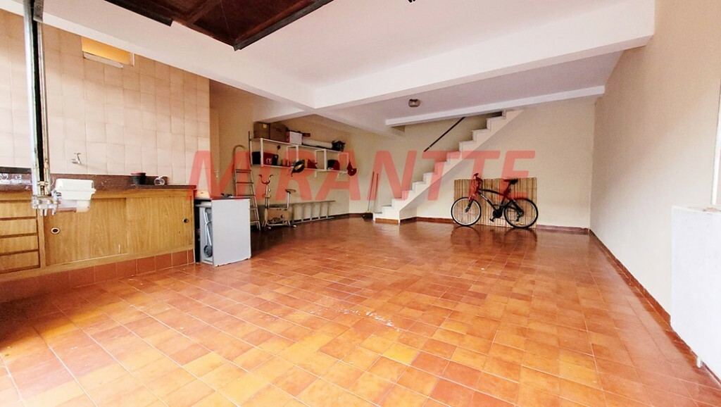 Sobrado de 325m² com 4 quartos em Parada Inglesa