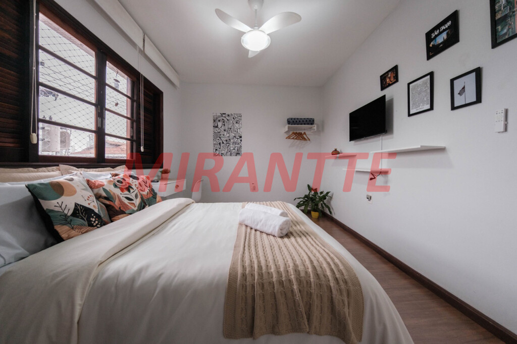 Sobrado de 325m² com 4 quartos em Parada Inglesa