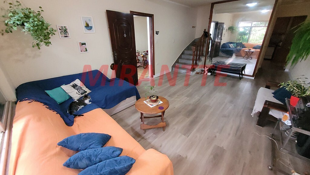 Sobrado de 325m² com 4 quartos em Parada Inglesa