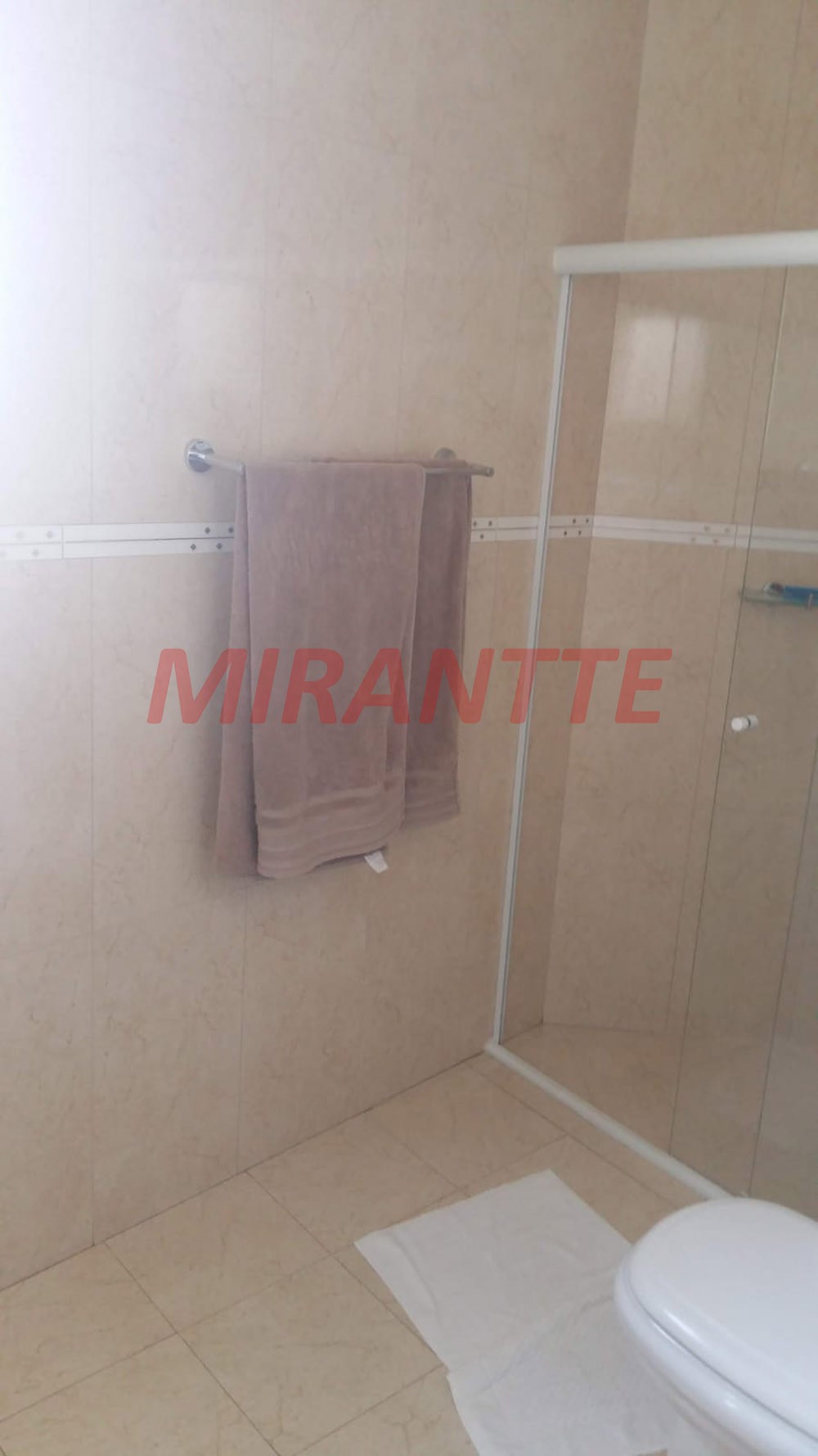 Sobrado de 256m² com 3 quartos em Santa Teresinha