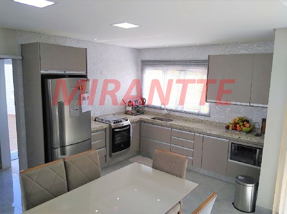 Casa terrea de 160m² com 3 quartos em Centro