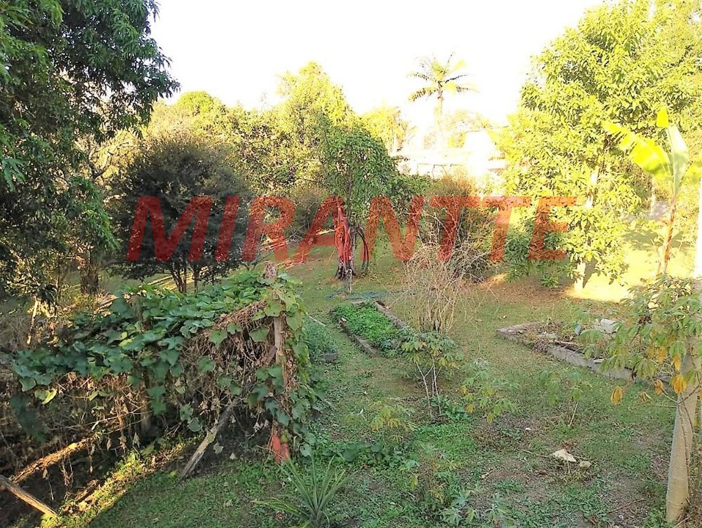 ChÁcara com 5 quartos em Centro