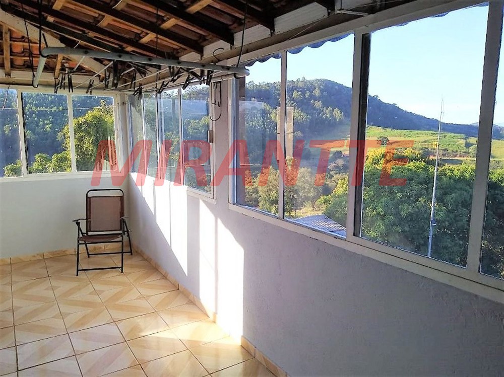 ChÁcara com 5 quartos em Centro