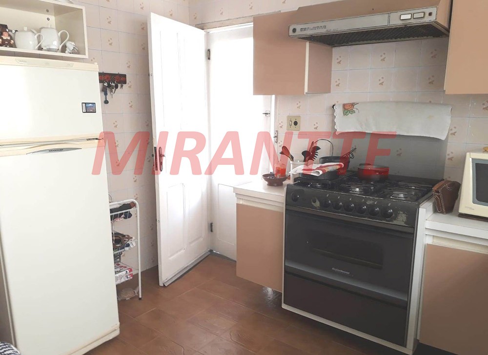 Sobrado de 113m² com 3 quartos em Água Fria