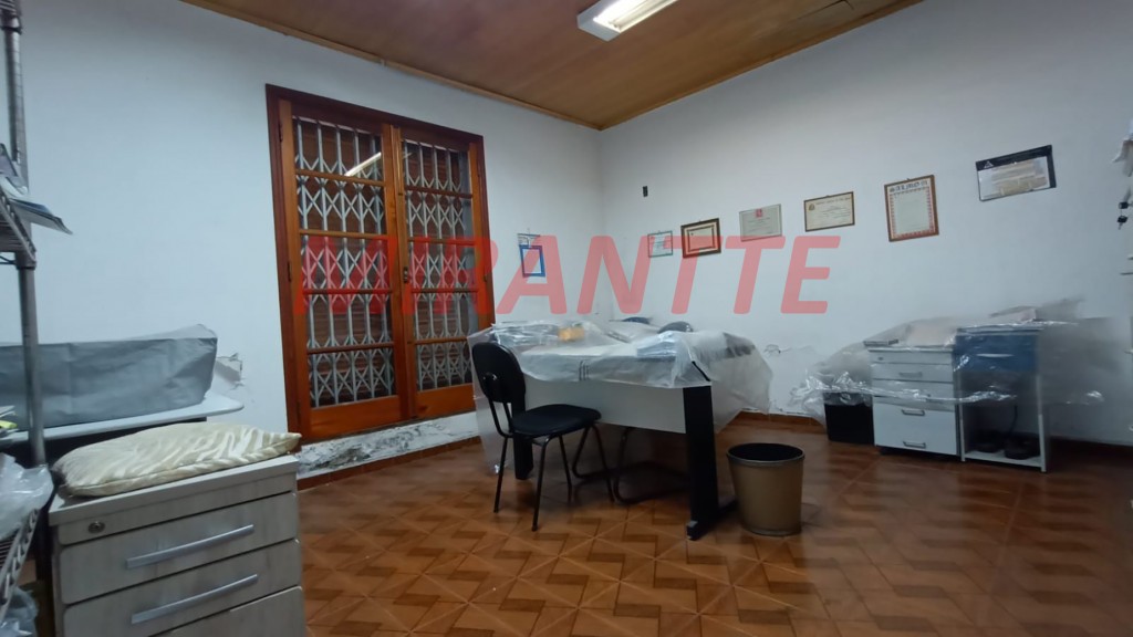 Comercial de 266m² com 6 quartos em Vila Pauliceia
