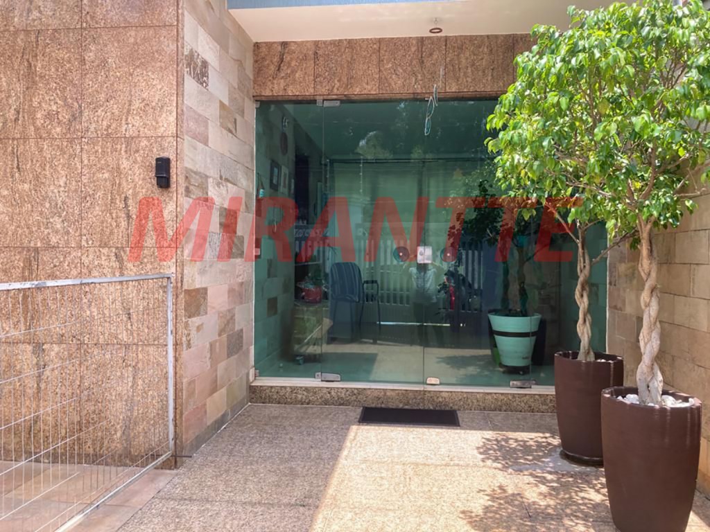 Casa terrea de 335m² com 4 quartos em Tremembe