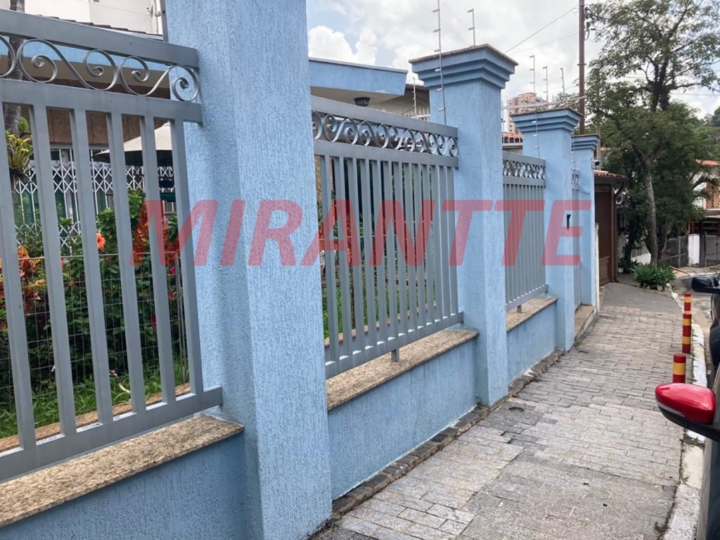 Casa terrea de 335m² com 4 quartos em Tremembe