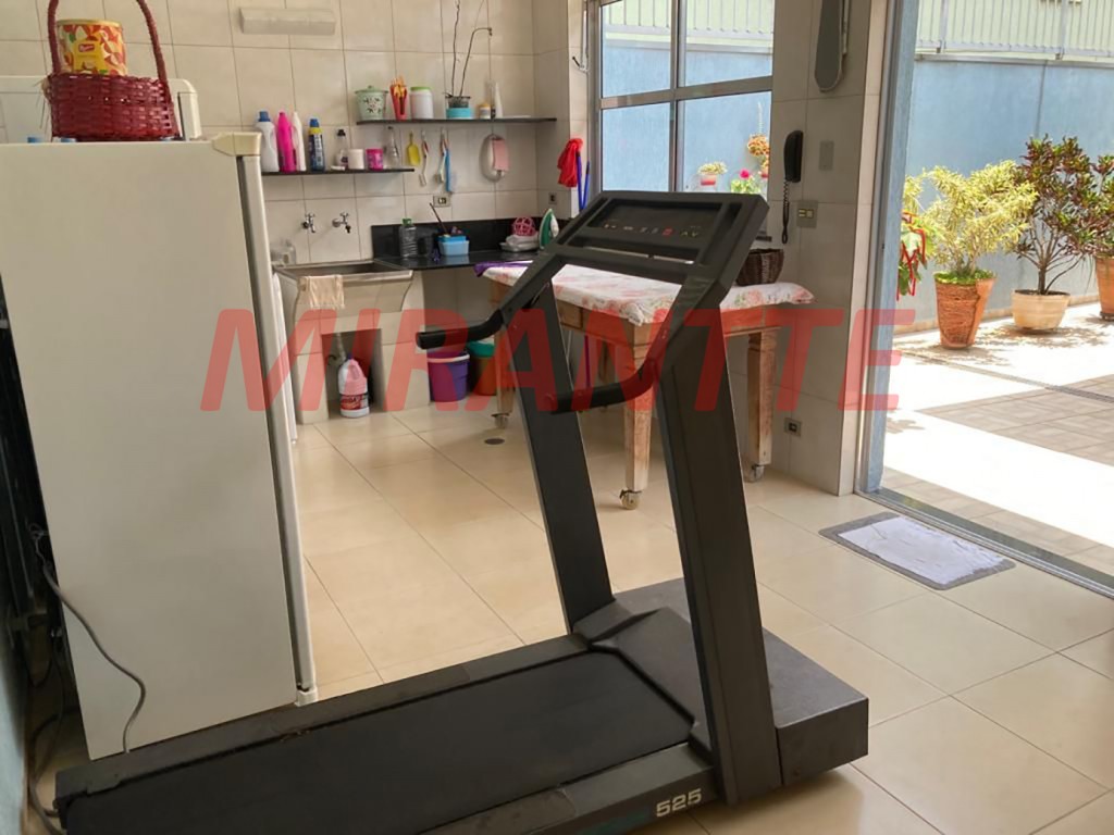 Casa terrea de 335m² com 4 quartos em Tremembe