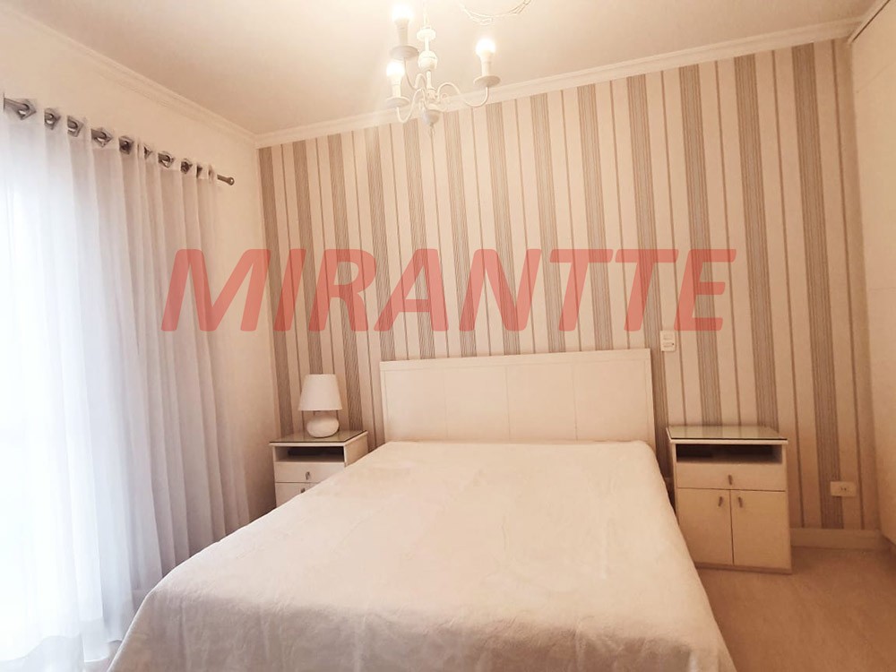 Sobrado de 430m² com 4 quartos em Tremembe