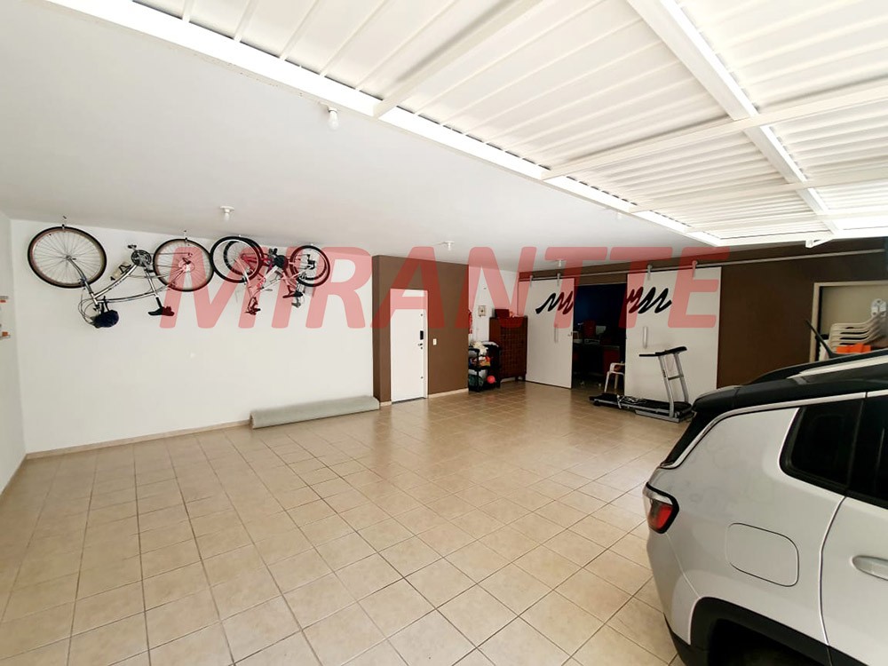 Sobrado de 430m² com 4 quartos em Tremembe