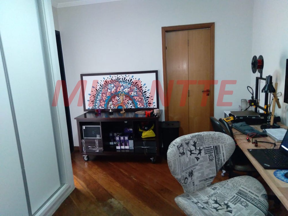 Apartamento de 151m² com 3 quartos em Água Fria