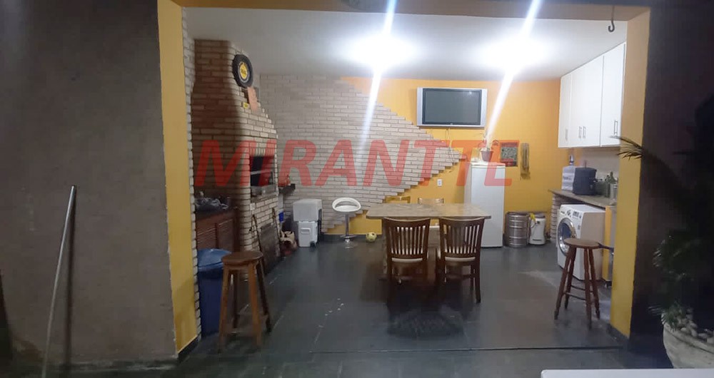 Casa terrea de 214m² com 3 quartos em Vila Rosa