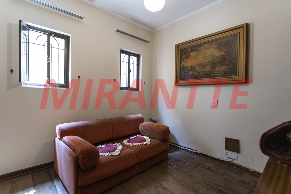 Sobrado de 874m² com 4 quartos em Jardim São Bento