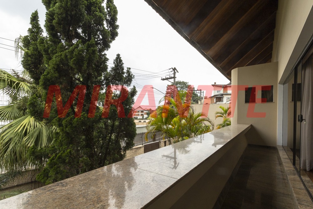 Sobrado de 874m² com 4 quartos em Jardim São Bento