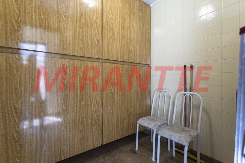 Sobrado de 874m² com 4 quartos em Jardim São Bento