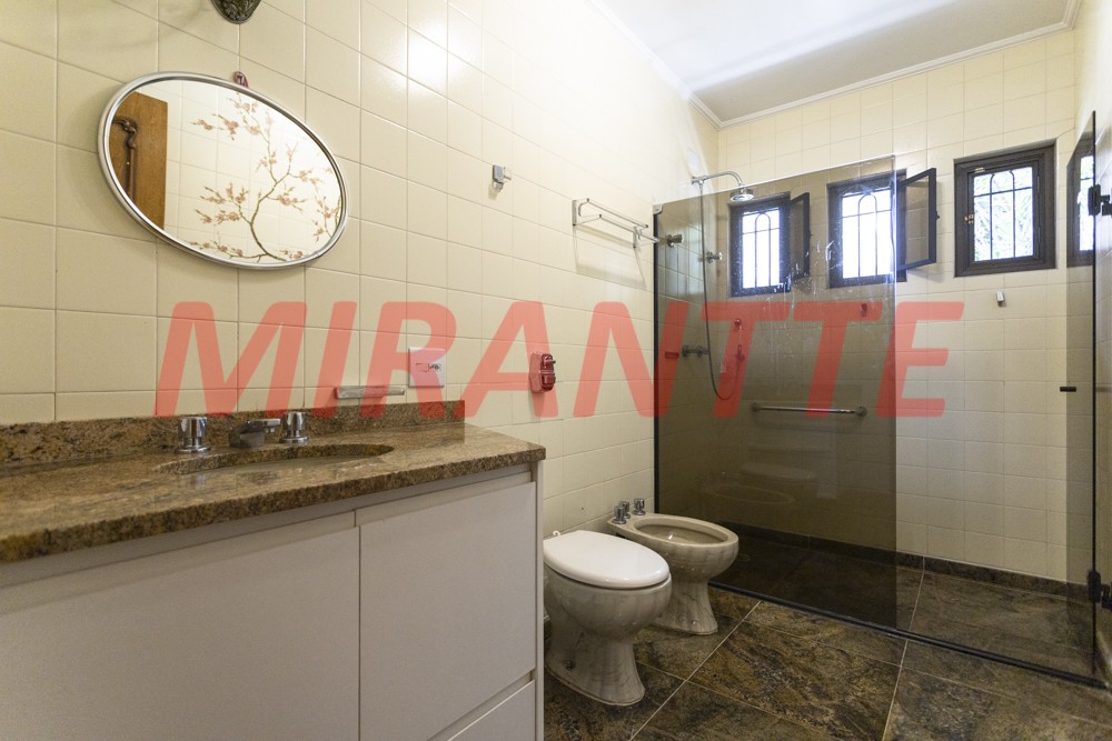 Sobrado de 874m² com 4 quartos em Jardim São Bento