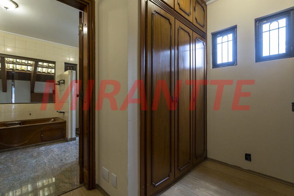 Sobrado de 874m² com 4 quartos em Jardim São Bento