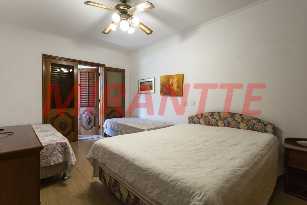 Sobrado de 874m² com 4 quartos em Jardim São Bento