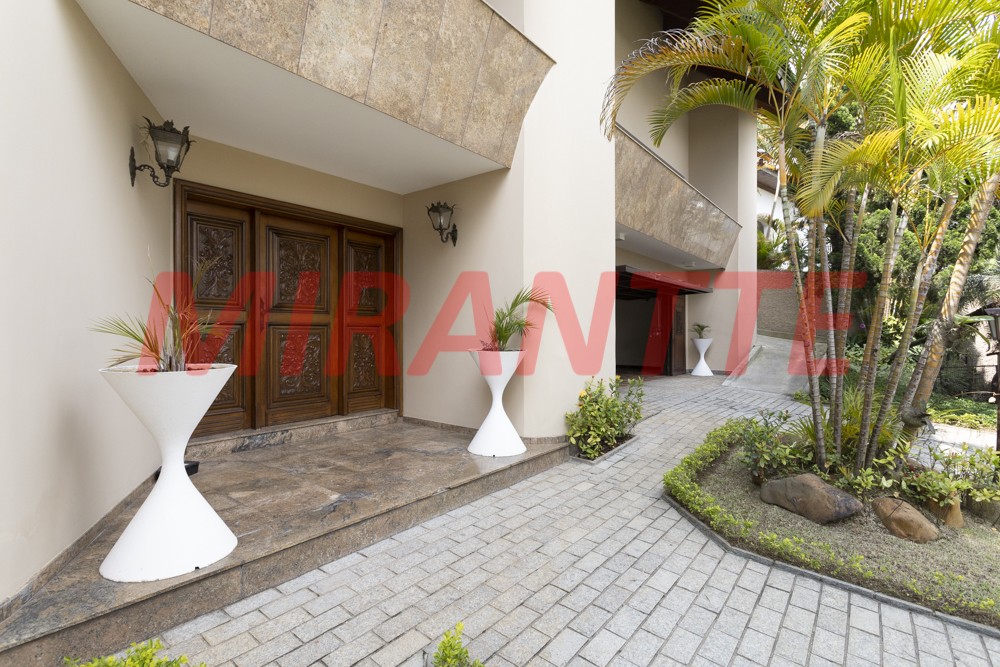 Sobrado de 874m² com 4 quartos em Jardim São Bento
