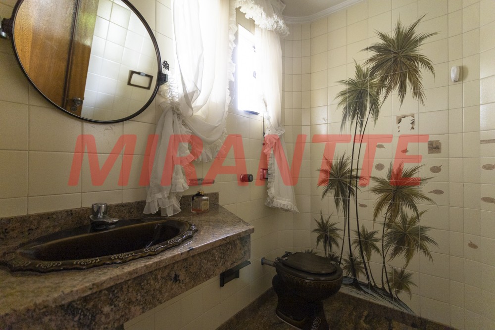 Sobrado de 874m² com 4 quartos em Jardim São Bento