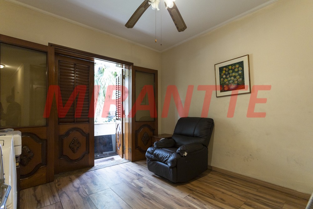 Sobrado de 874m² com 4 quartos em Jardim São Bento