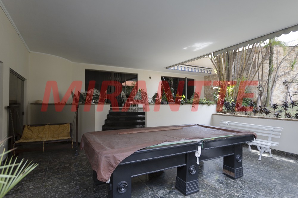 Sobrado de 874m² com 4 quartos em Jardim São Bento