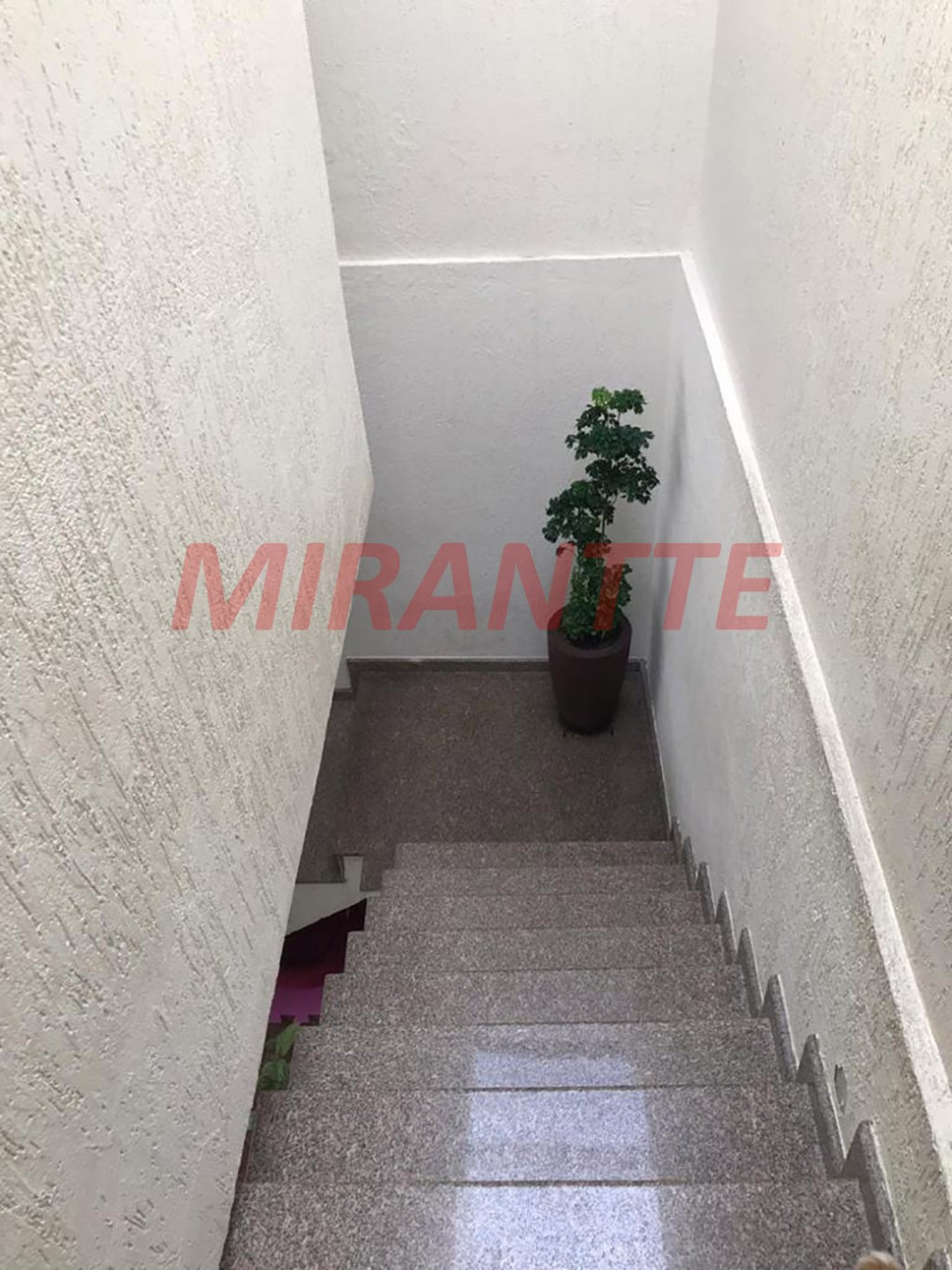 Sobrado de 188m² com 2 quartos em Jardim Ottawa