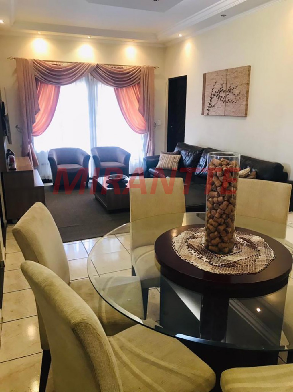 Sobrado de 188m² com 2 quartos em Jardim Ottawa