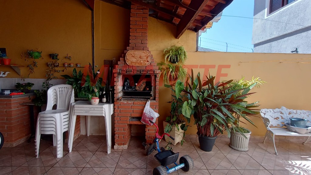 Sobrado de 145m² com 3 quartos em Vila Mazzei