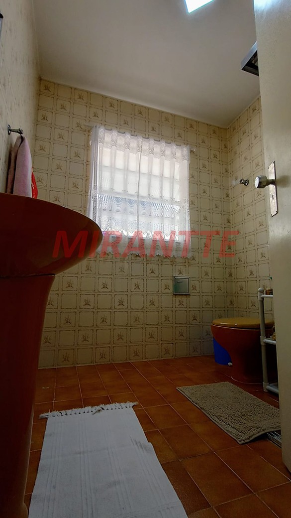 Sobrado de 145m² com 3 quartos em Vila Mazzei