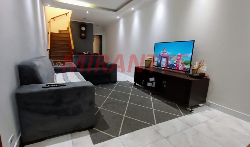 Sobrado de 145m² com 3 quartos em Vila Mazzei