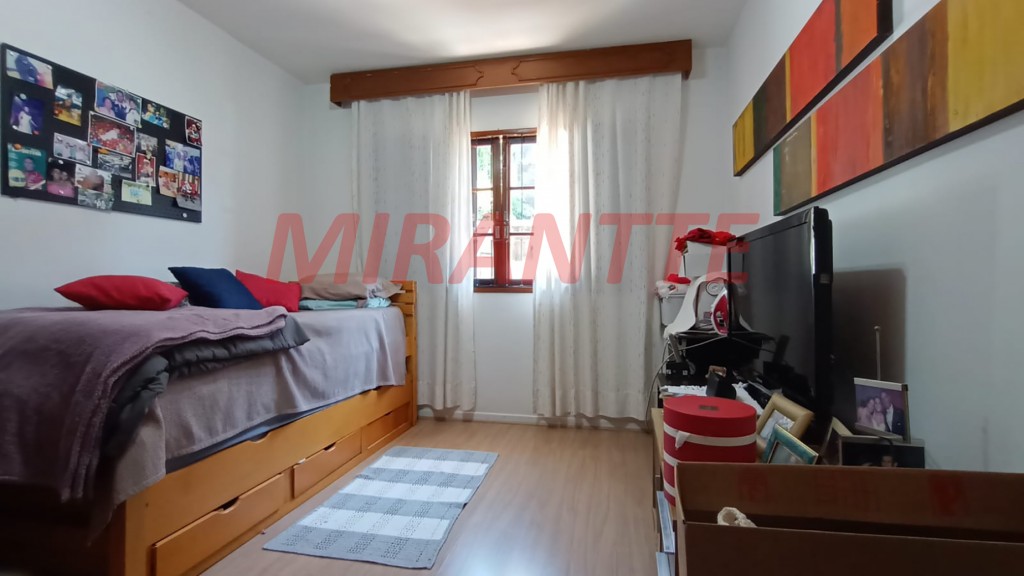 Sobrado de 145m² com 3 quartos em Vila Mazzei