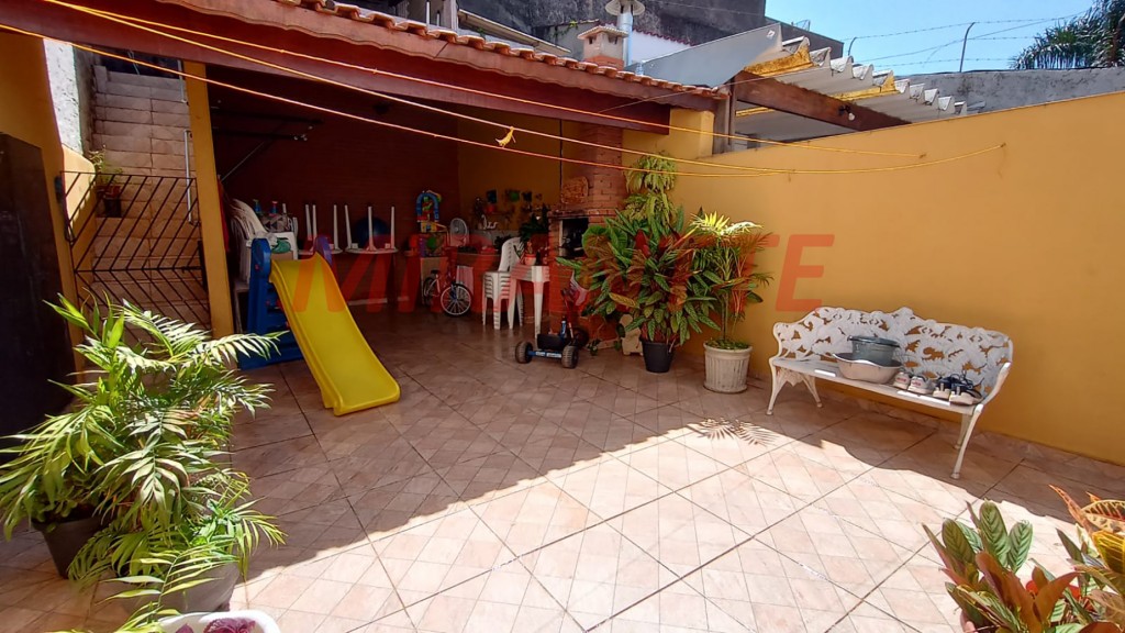 Sobrado de 145m² com 3 quartos em Vila Mazzei