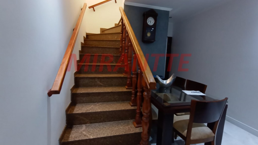 Sobrado de 145m² com 3 quartos em Vila Mazzei
