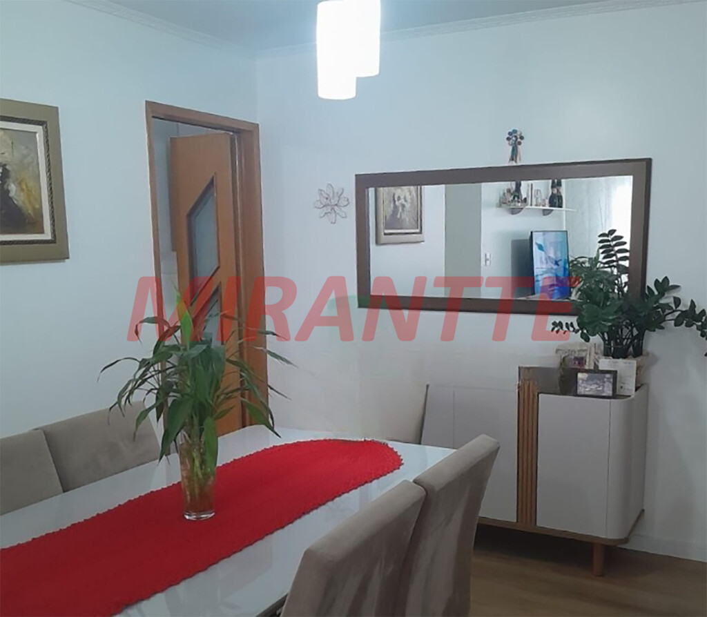 Apartamento de 70m² com 2 quartos em Jardim Santa Inês