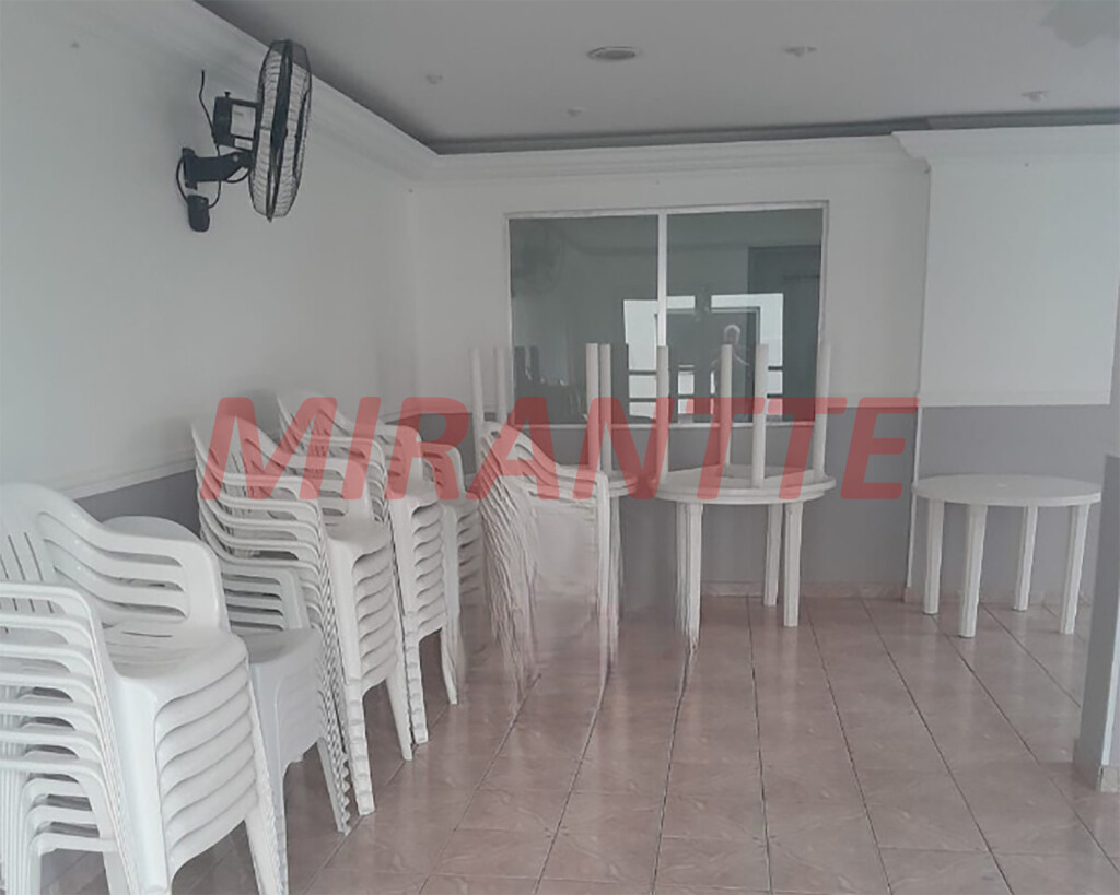 Apartamento de 70m² com 2 quartos em Jardim Santa Inês