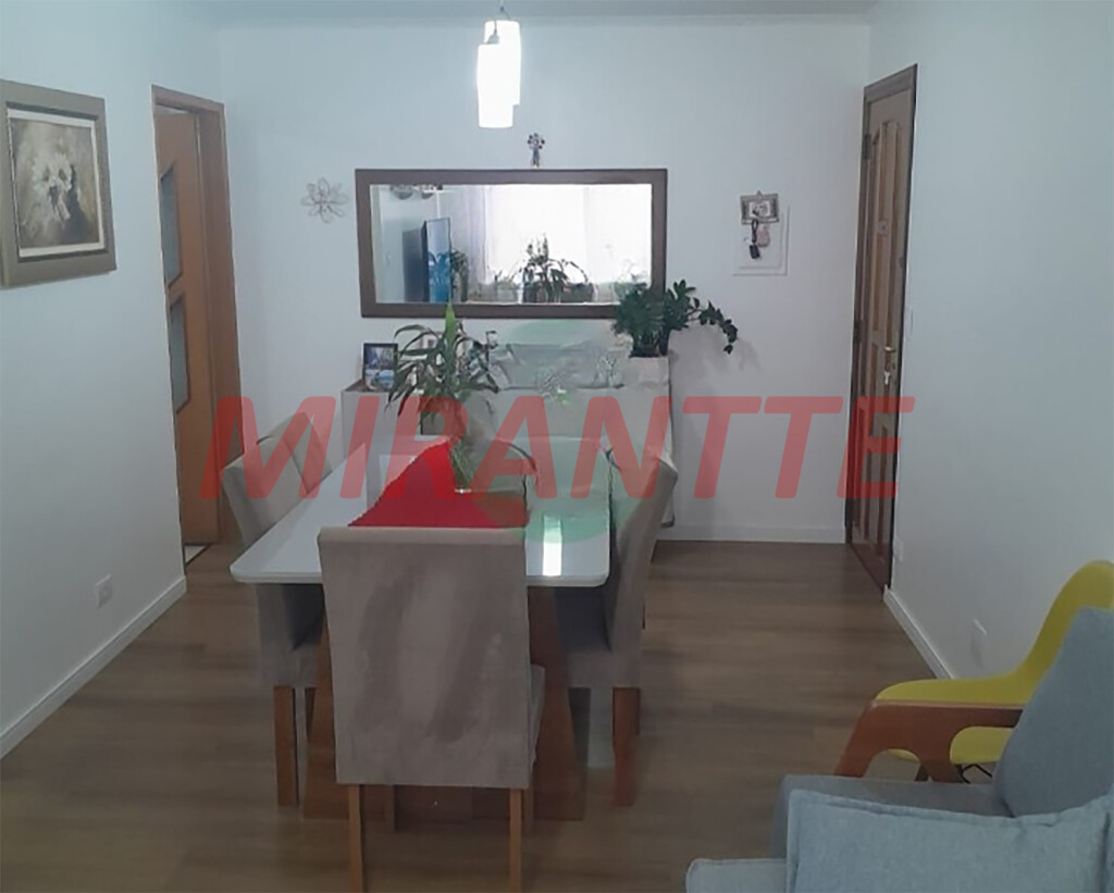 Apartamento de 70m² com 2 quartos em Jardim Santa Inês