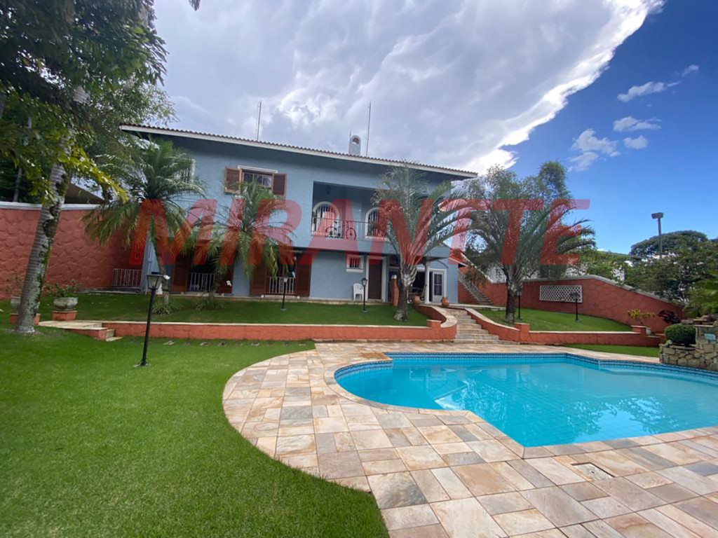 Sobrado de 422m² com 4 quartos em VILA MACHADO