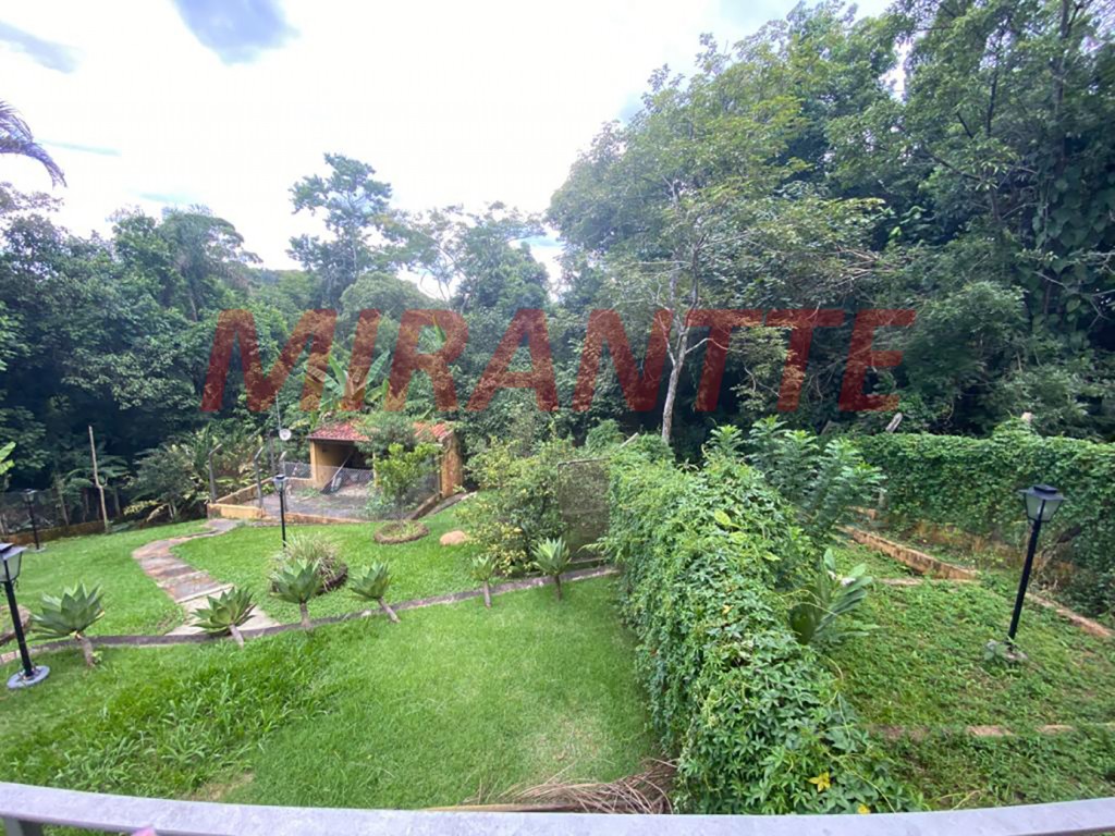 Sobrado de 422m² com 4 quartos em VILA MACHADO