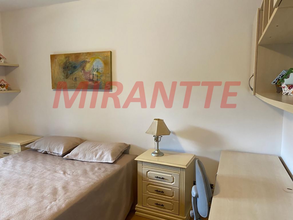 Sobrado de 422m² com 4 quartos em VILA MACHADO