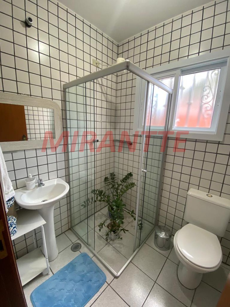 Sobrado de 422m² com 4 quartos em VILA MACHADO