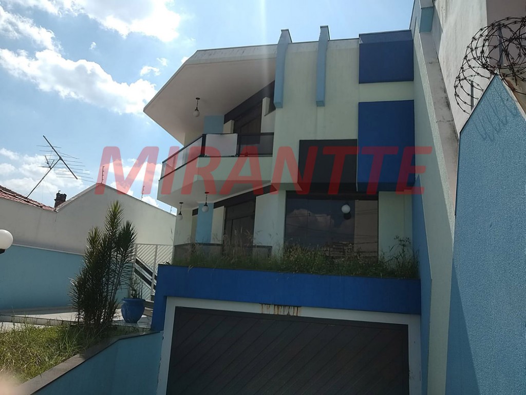 Sobrado de 650m² com 3 quartos em Vila Rosália