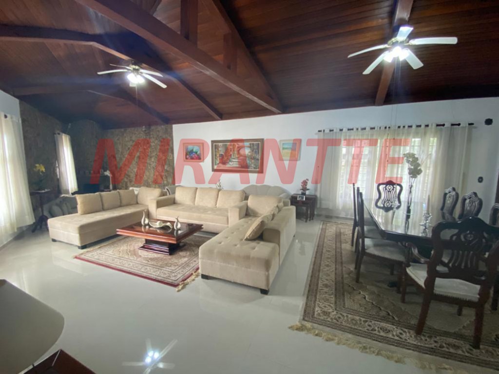 Casa terrea de 485m² com 3 quartos em Serra da Cantareira